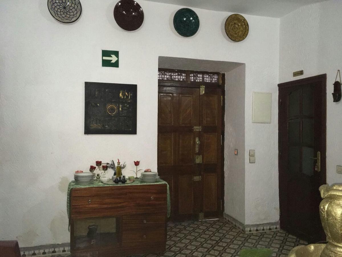 Riad Larache *